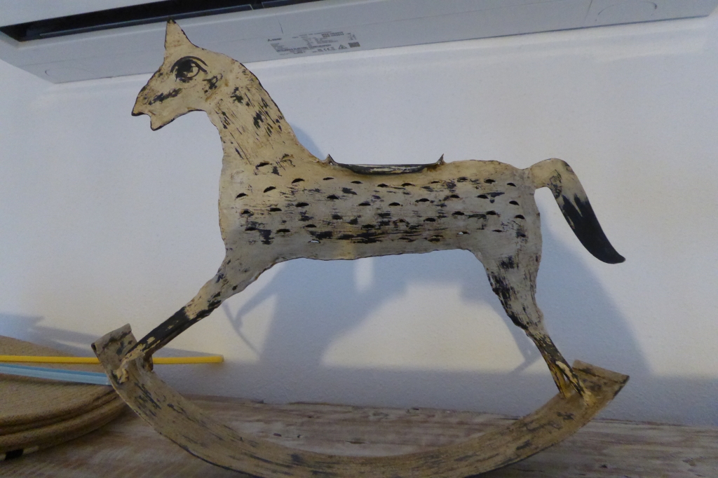 0514_Caballo_Albino-Innen-1-1024x682